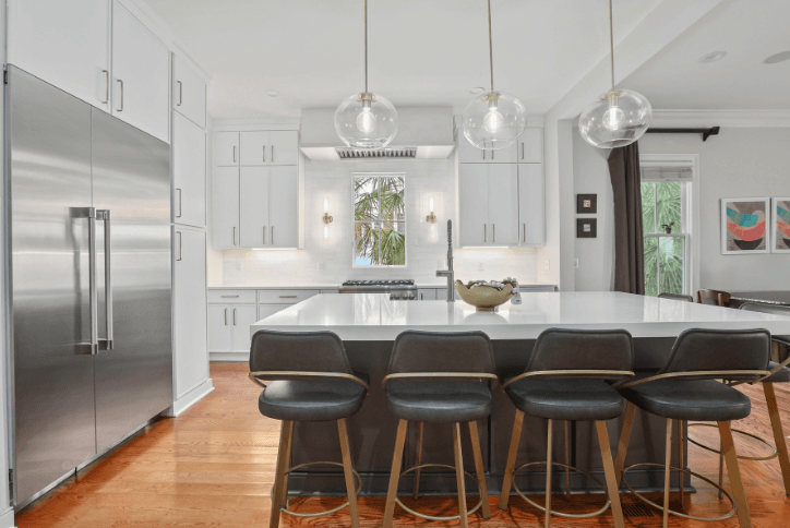 5 Signs It’s Time to Upgrade Your Kitchen Cabinets in Charleston